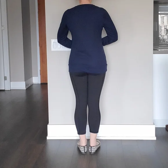 Harvard University Sweatshirt - Picture 3 of 16